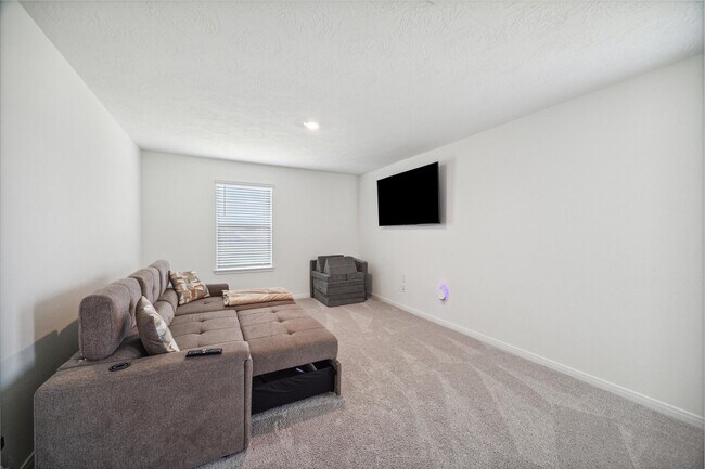 Building Photo - 6223 Morning Fern Ln