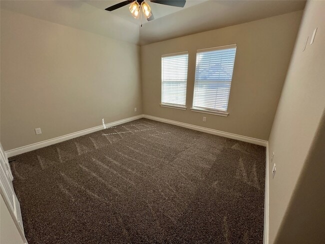Building Photo - 708 Hardaway Ln