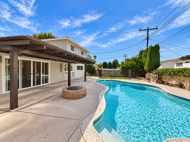 Building Photo - Available Now- 4-Bedroom Pool Home with Downstairs Bed & Bath – Centrally Located in Canyon