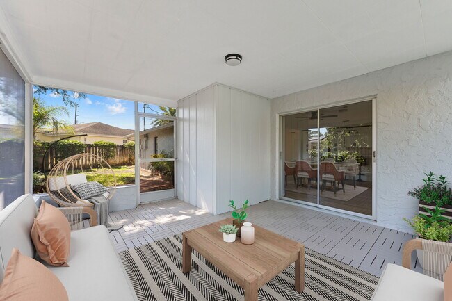 Building Photo - 8515 Indies Dr