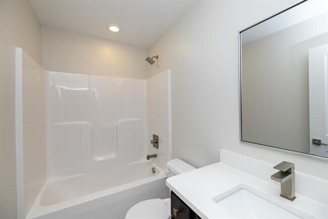 Building Photo - Brand new 3BR /2.5BA Home - Available now!