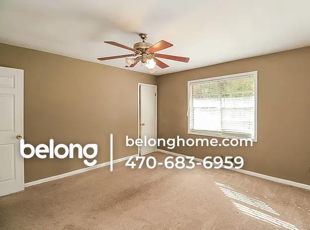 Building Photo - 1246 Elgin Way