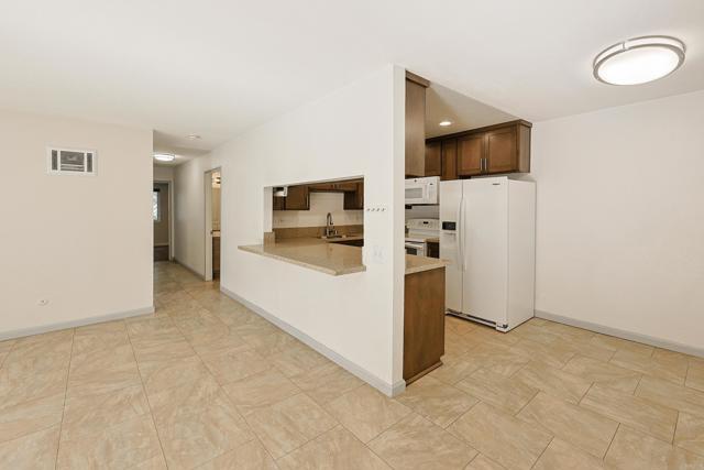 Building Photo - 590 Telegraph Canyon Rd