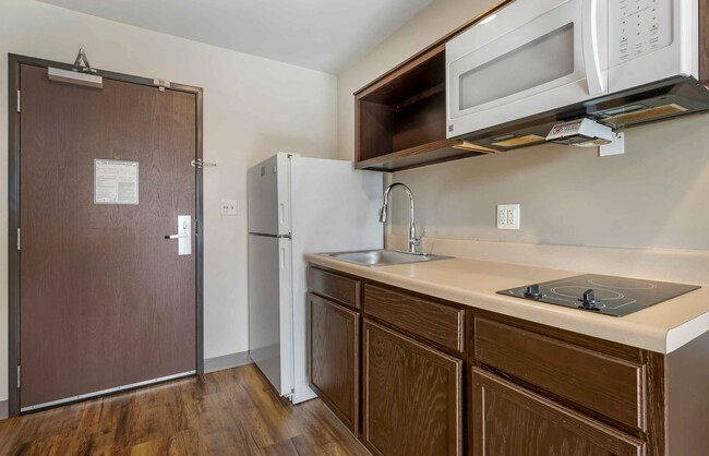 Building Photo - Furnished Studio-Orlando - Airport