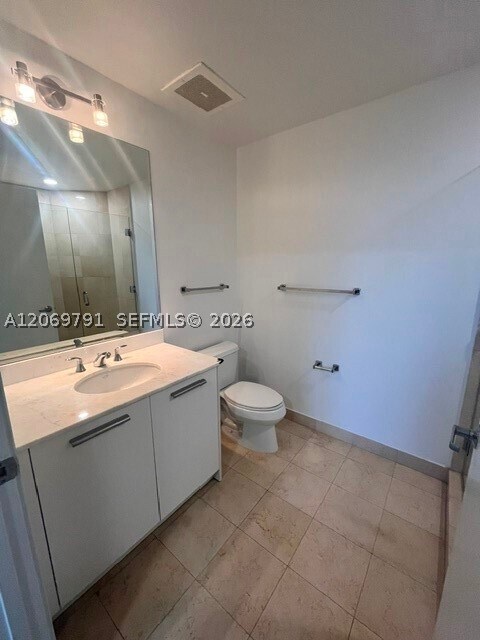 Building Photo - 1060 Brickell Ave