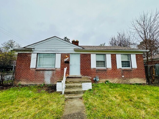 Primary Photo - 3 Bedroom 1 Bath For Lease Section 8 Ready