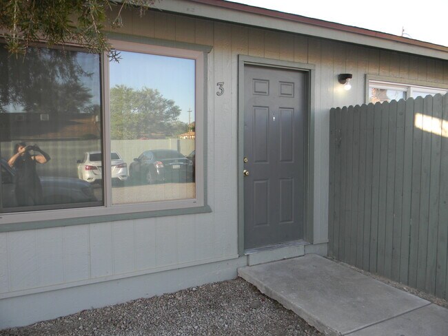 Building Photo - 13230 North 21st Pl