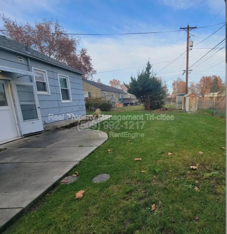 Building Photo - 402 Barth Ave