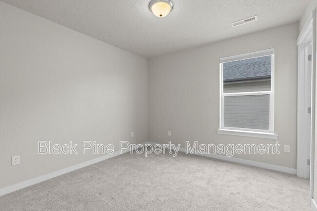 Building Photo - 7684 S Seabreeze Way