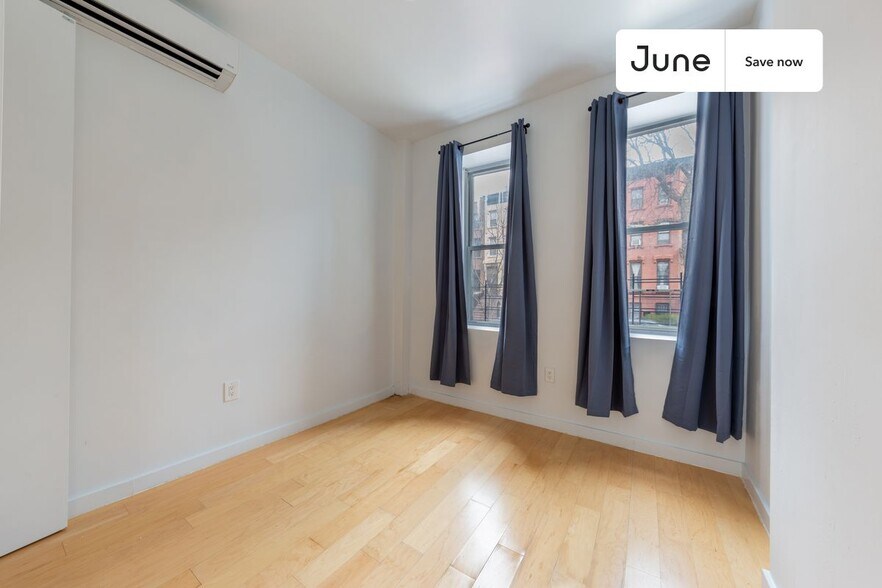 Building Photo - 252 Madison St