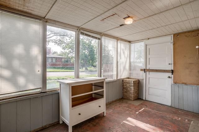 Building Photo - 3332 Mt Vernon Ave