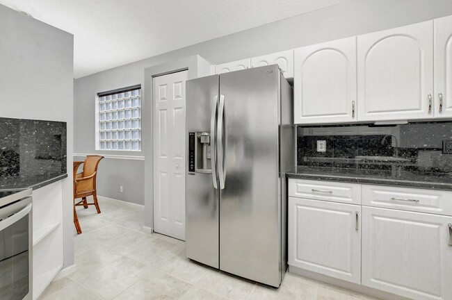 Building Photo - 9629 Cherry Blossom Ct