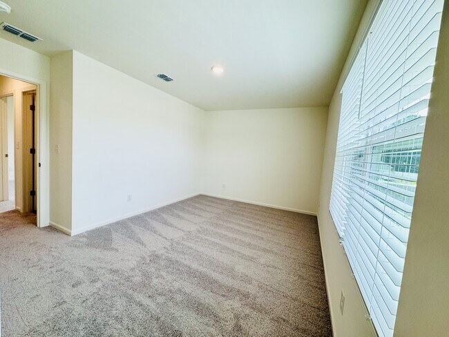 Building Photo - 623 Muster Fld Ct