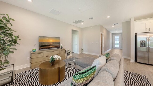 Building Photo - 491 Daylily Blvd