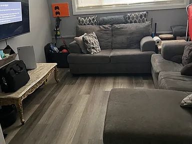 Building Photo - 128 Cedar St