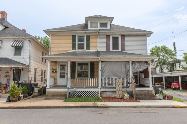 Building Photo - 124 S Kentucky Ave