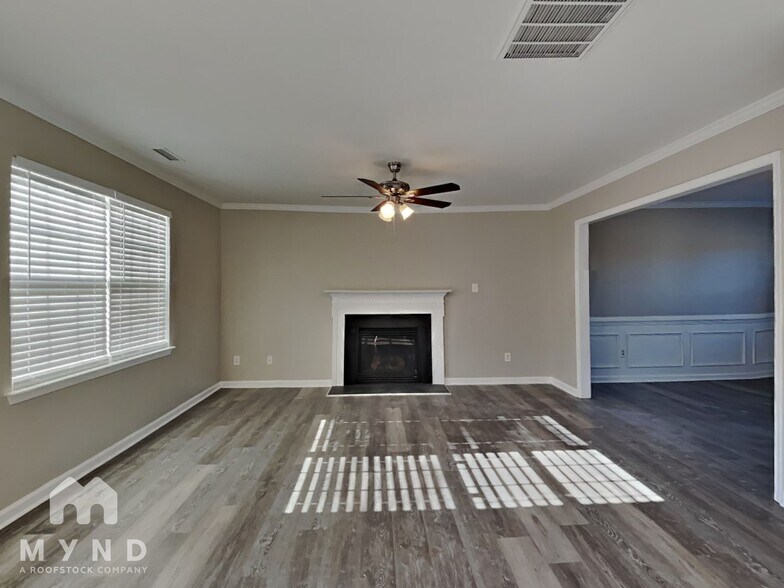 Building Photo - 1506 Cairo Way