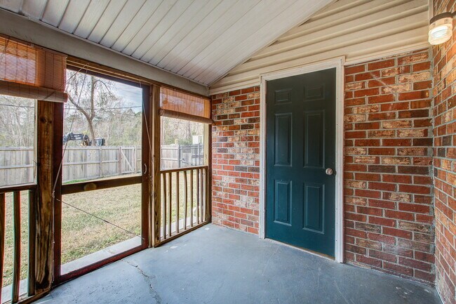 Building Photo - 1836 Mepkin Rd