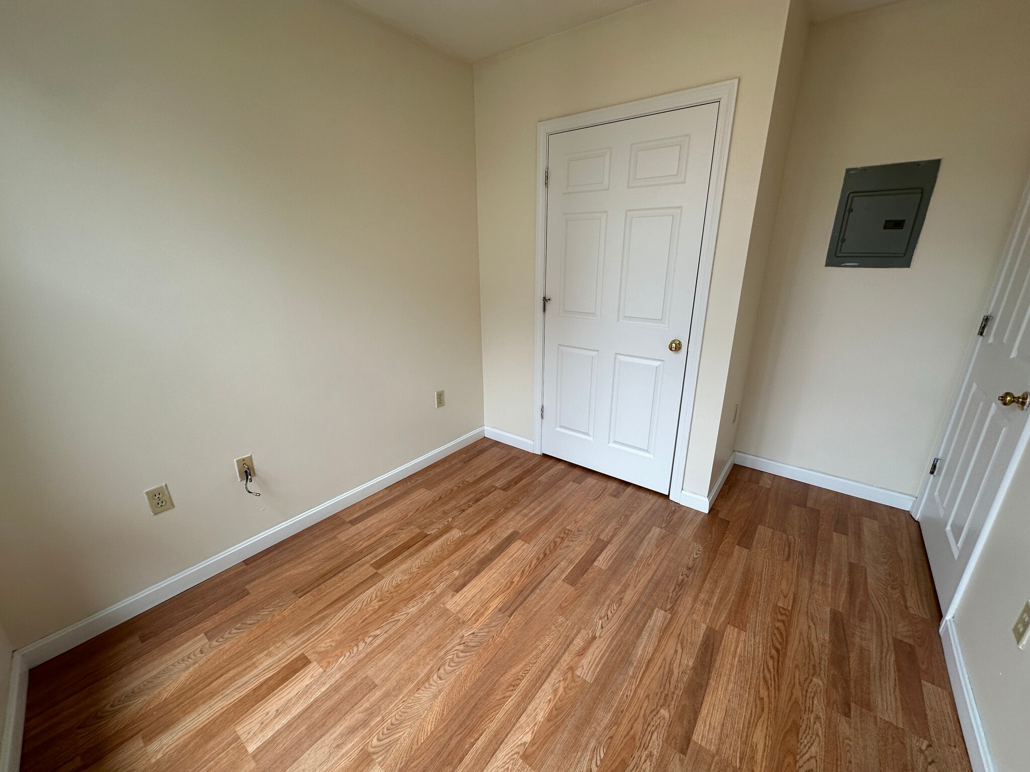 Building Photo - 79 Essex St