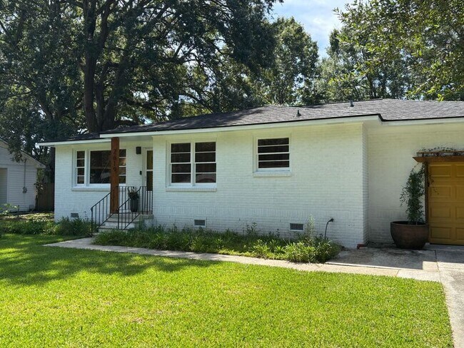 Building Photo - 2619 Church Creek Dr