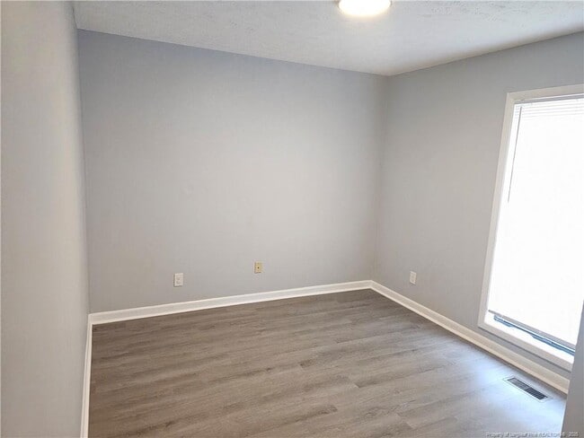 Building Photo - 7132 Old Castle Dr