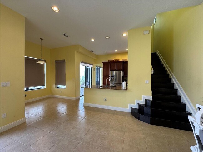 Building Photo - 3730 NW 84th Way