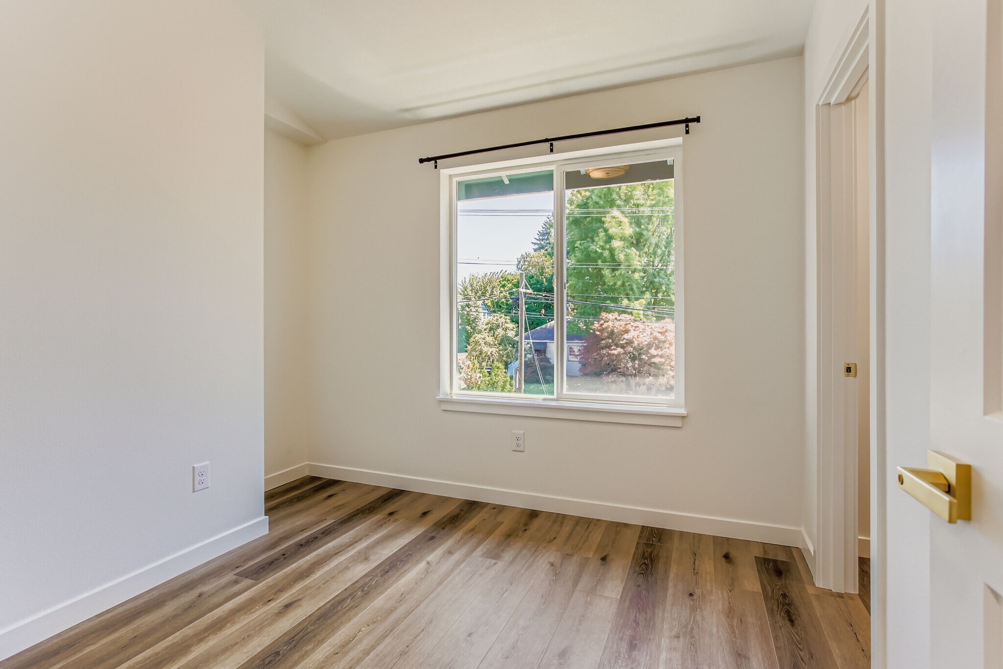 Building Photo - 4475 SE 28th Pl