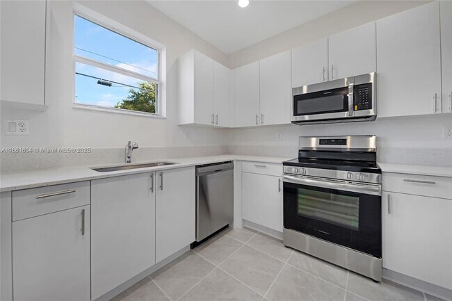 Building Photo - 28871 SW 162nd Ct