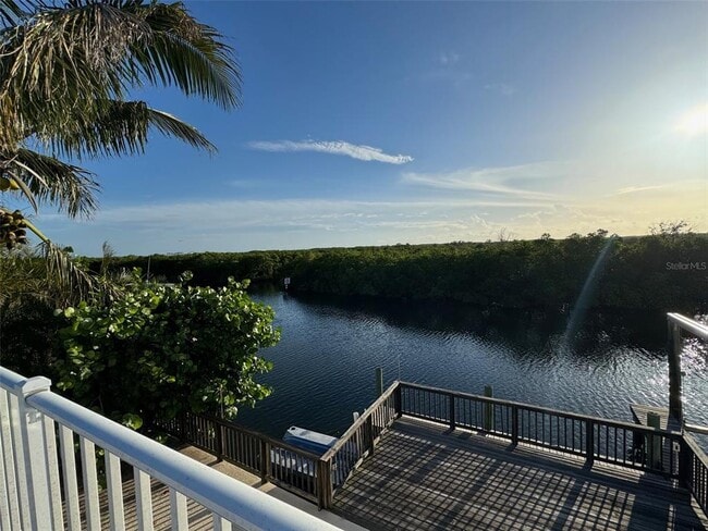 Primary Photo - 4604 Bay Crest Dr