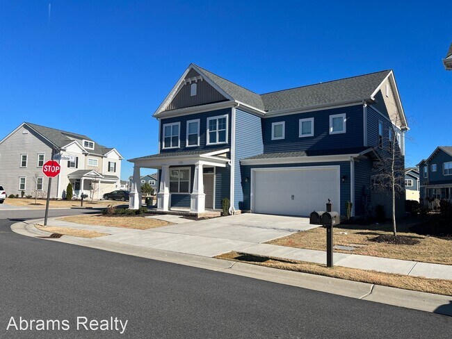 Building Photo - 4 br, 3.5 bath House - 1700 Paulet Drive