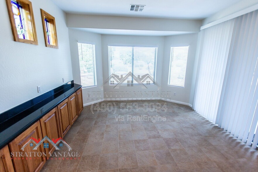Building Photo - 5374 W Buckskin Dr