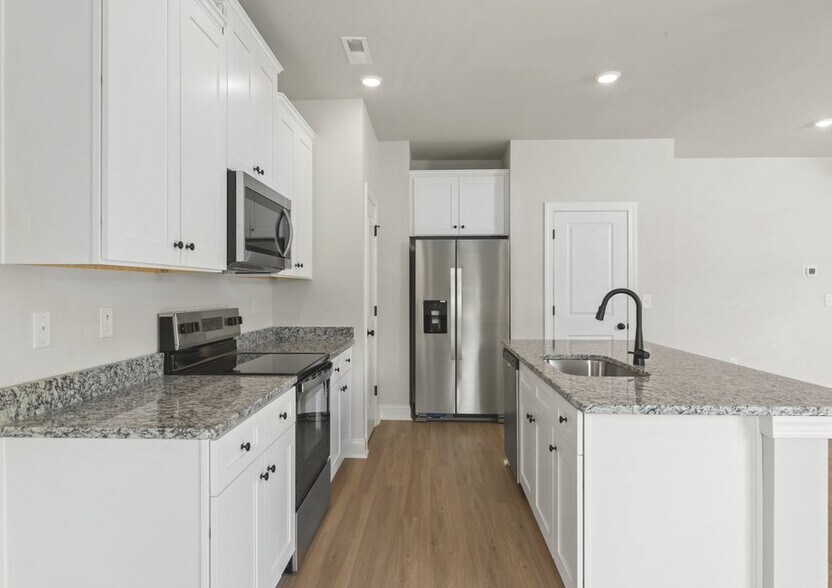 Building Photo - 3634 Narrow Ln