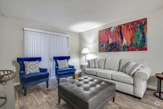 Plenty of Living space! - Twelve33 At Cavender