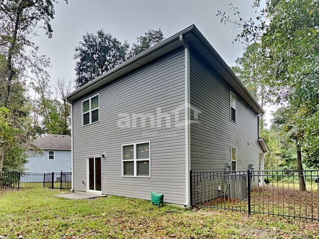 Building Photo - 234 Swan Dr