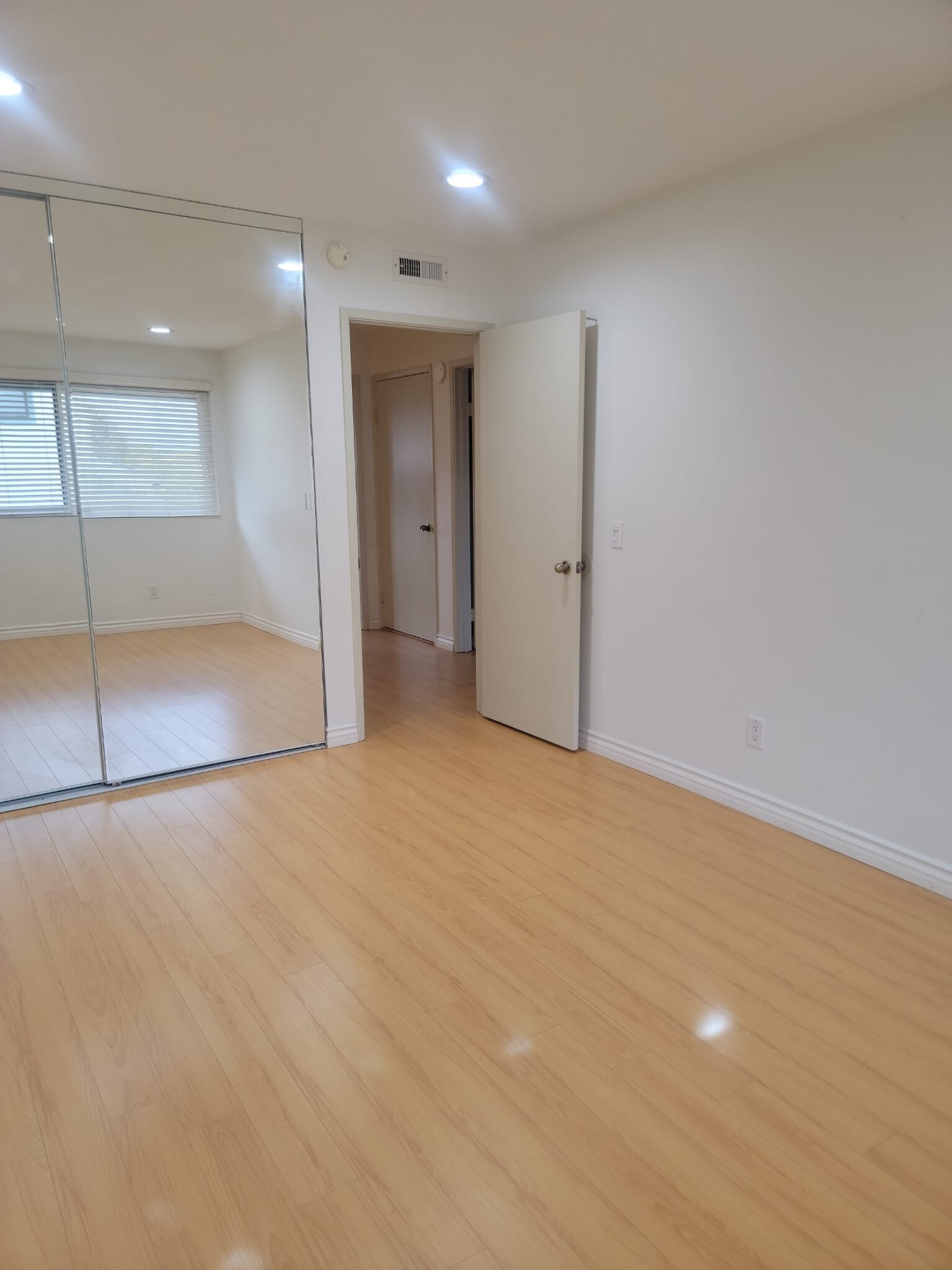 Building Photo - 8139 Via Mallorca