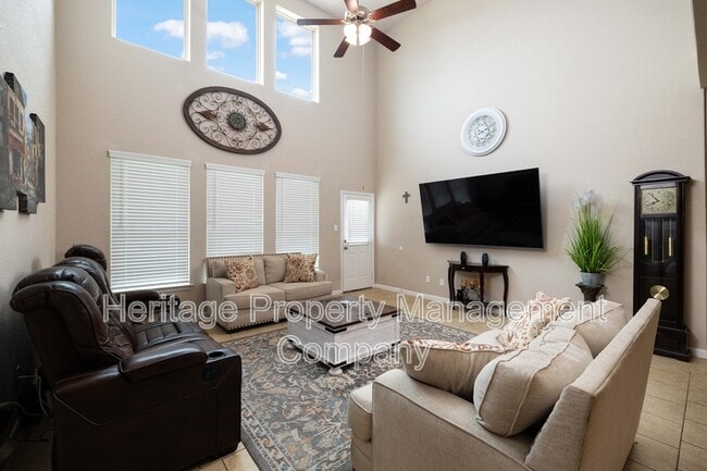 Building Photo - 10238 Midsummer Meadow