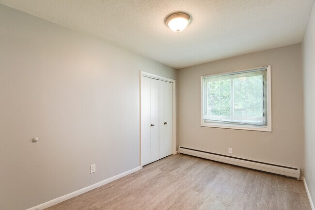 Building Photo - 3001 N 3rd