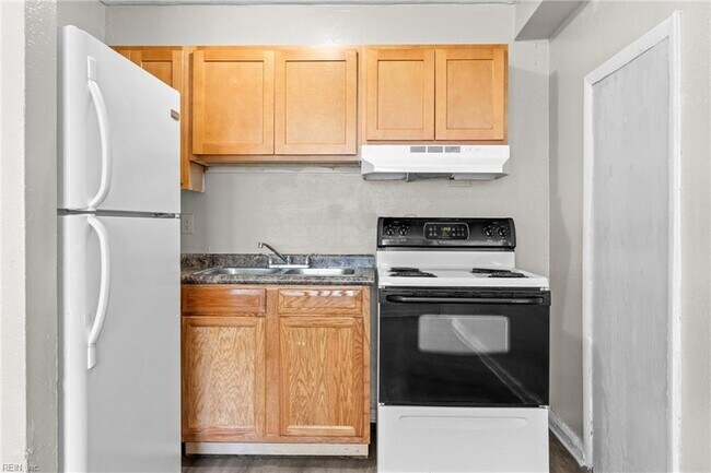 Building Photo - 200 Pullman Ave