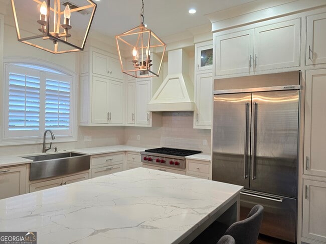 Building Photo - 65 Wyngate Dr