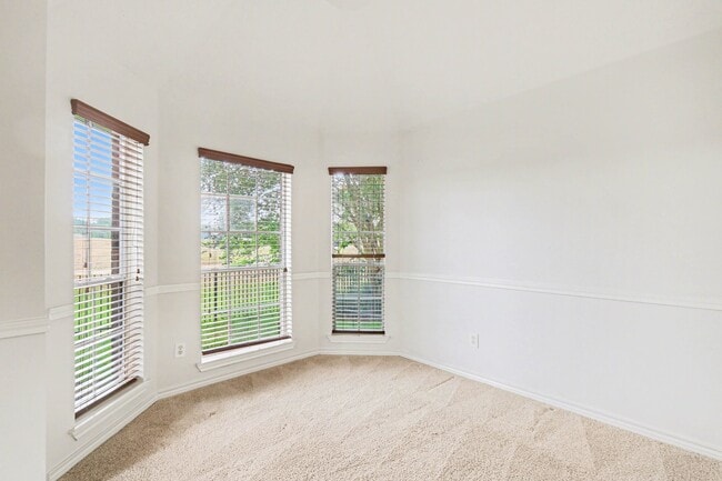 Building Photo - 16434 Red Crest Dr