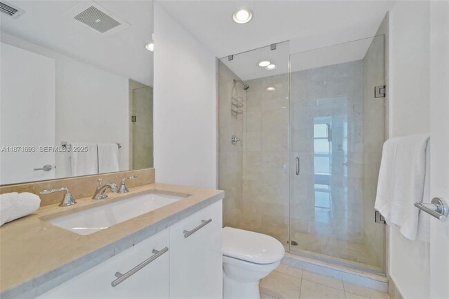 Building Photo - 6801 Collins Ave