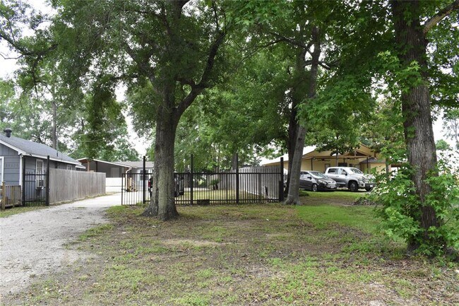 Building Photo - 22530 Yancy Rd