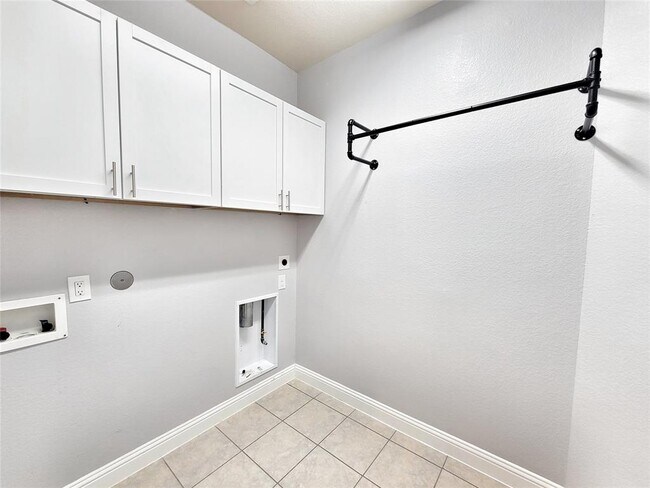 Building Photo - 2316 Vineyard Terrace Ln