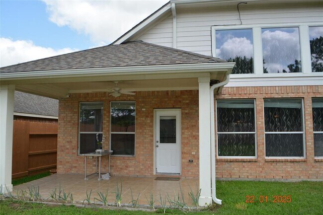 Building Photo - 8307 Red Rooster Ln