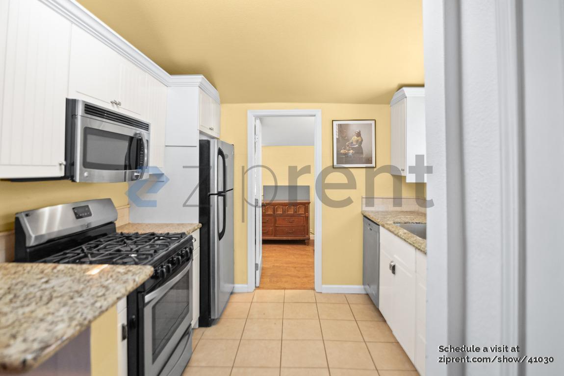 Building Photo - 20830 Panorama Dr