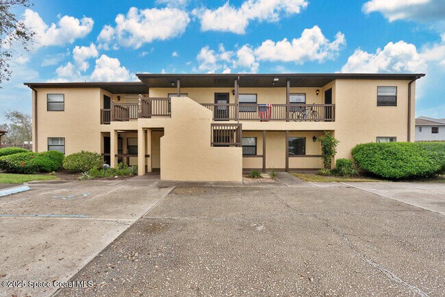 Primary Photo - 5610 N Banana River Blvd