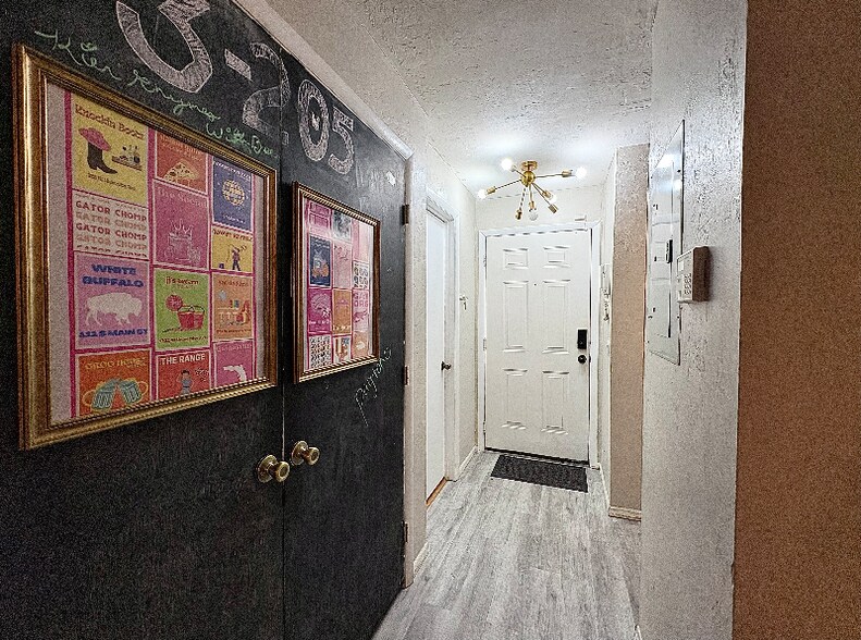 Primary Photo - 4000 SW 23rd St