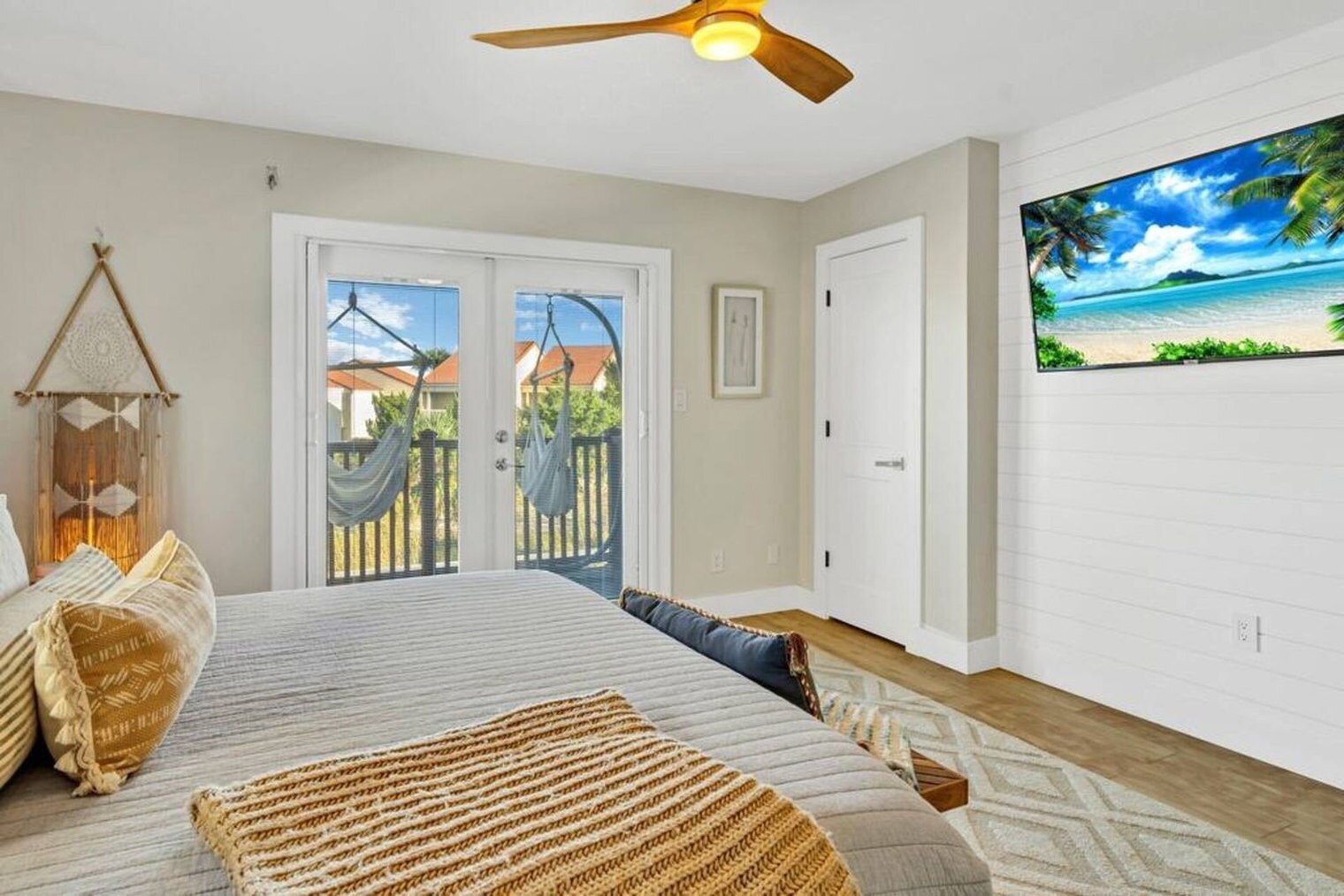 Building Photo - 318 Bream Ave