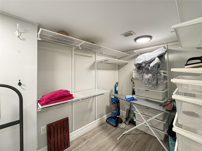 Building Photo - 2000 S Ocean Blvd