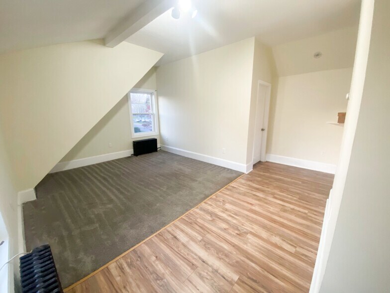 Apartment (Living Room) - 113 Birdsey Ave